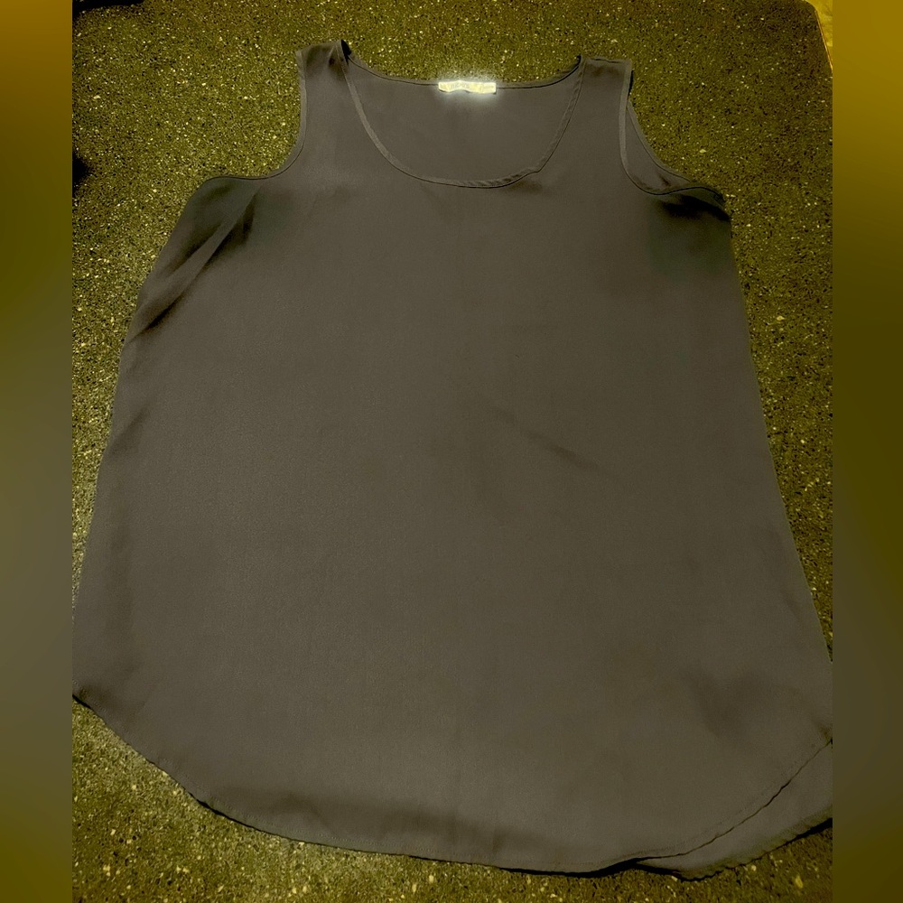Grey blouse - Picture 1 of 2